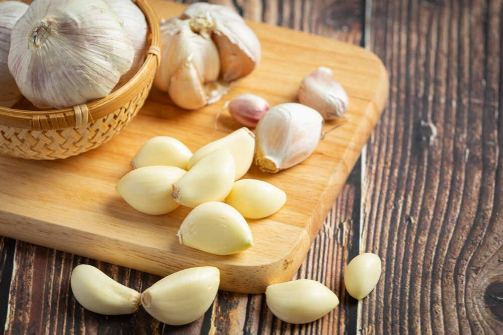 Garlic Can Help Reduce These 2 Well: Blood Sugar and Cholesterol